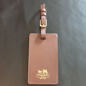 Coach Luggage Tag in Mahogany.